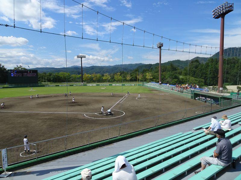 №564楢葉町球場（福島県）: 碧 空 万 里